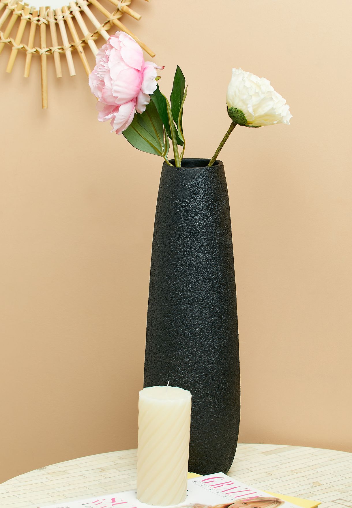 Black Elegance Vase