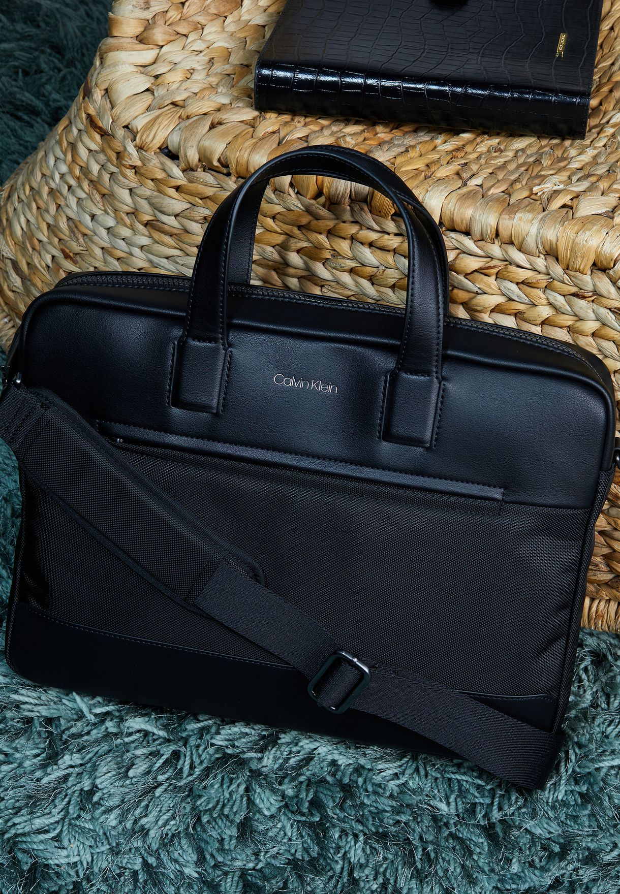 Buy Calvin Klein black CK Insert 13' Laptop Bag for Women in Dubai, Abu  Dhabi