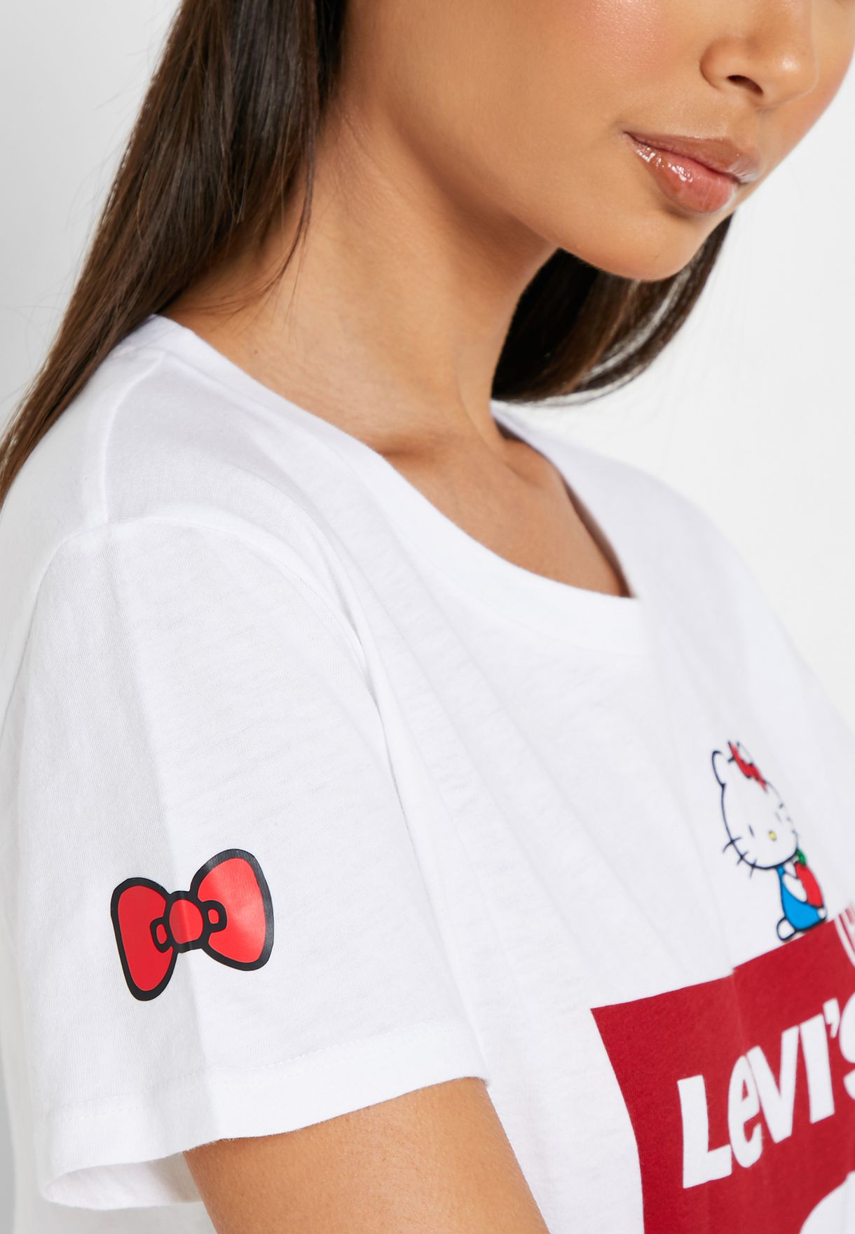 Buy Levis white Hello Kitty Logo T-Shirt for Women in Muscat, Salalah