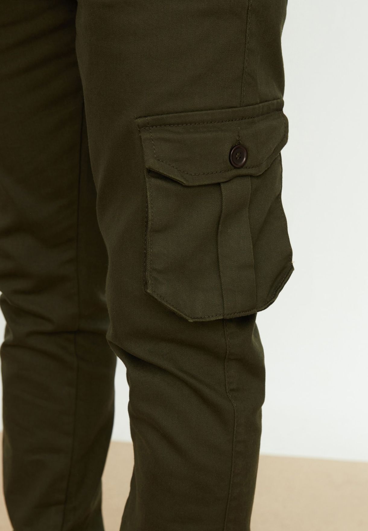 olive green slim fit cargo pants