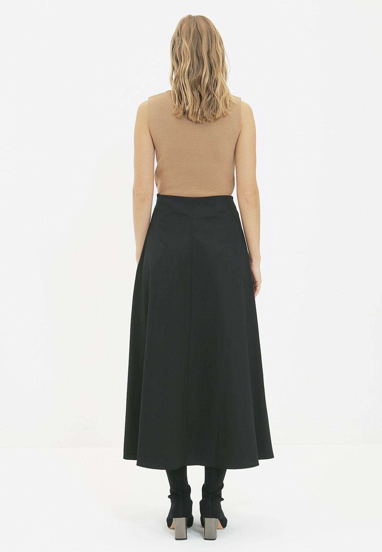 Pleated Knitted Midi Skirt