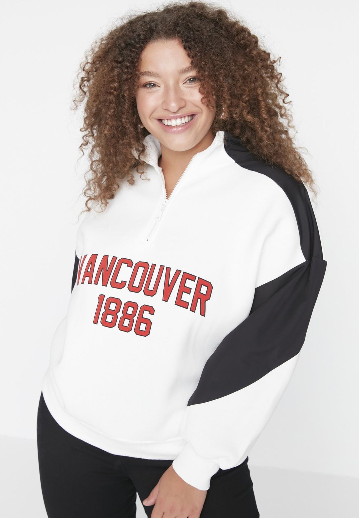 Graphic Knitted Sweatshirt