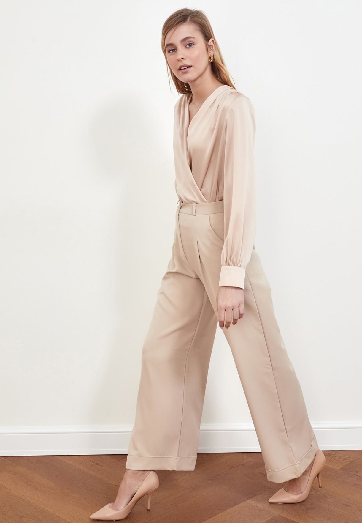 beige wide leg pants