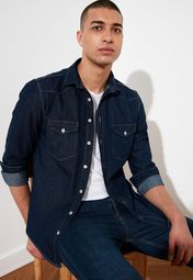 تسوق Dark Wash Slim Fit Denim Shirt ماركة ترينديول لون ...