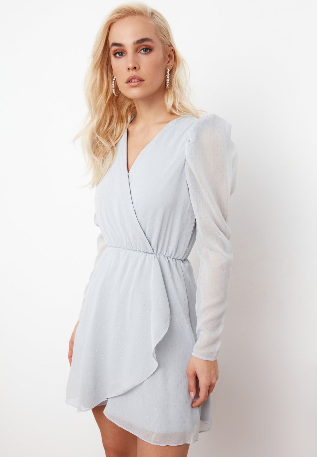 grey puff sleeve dress