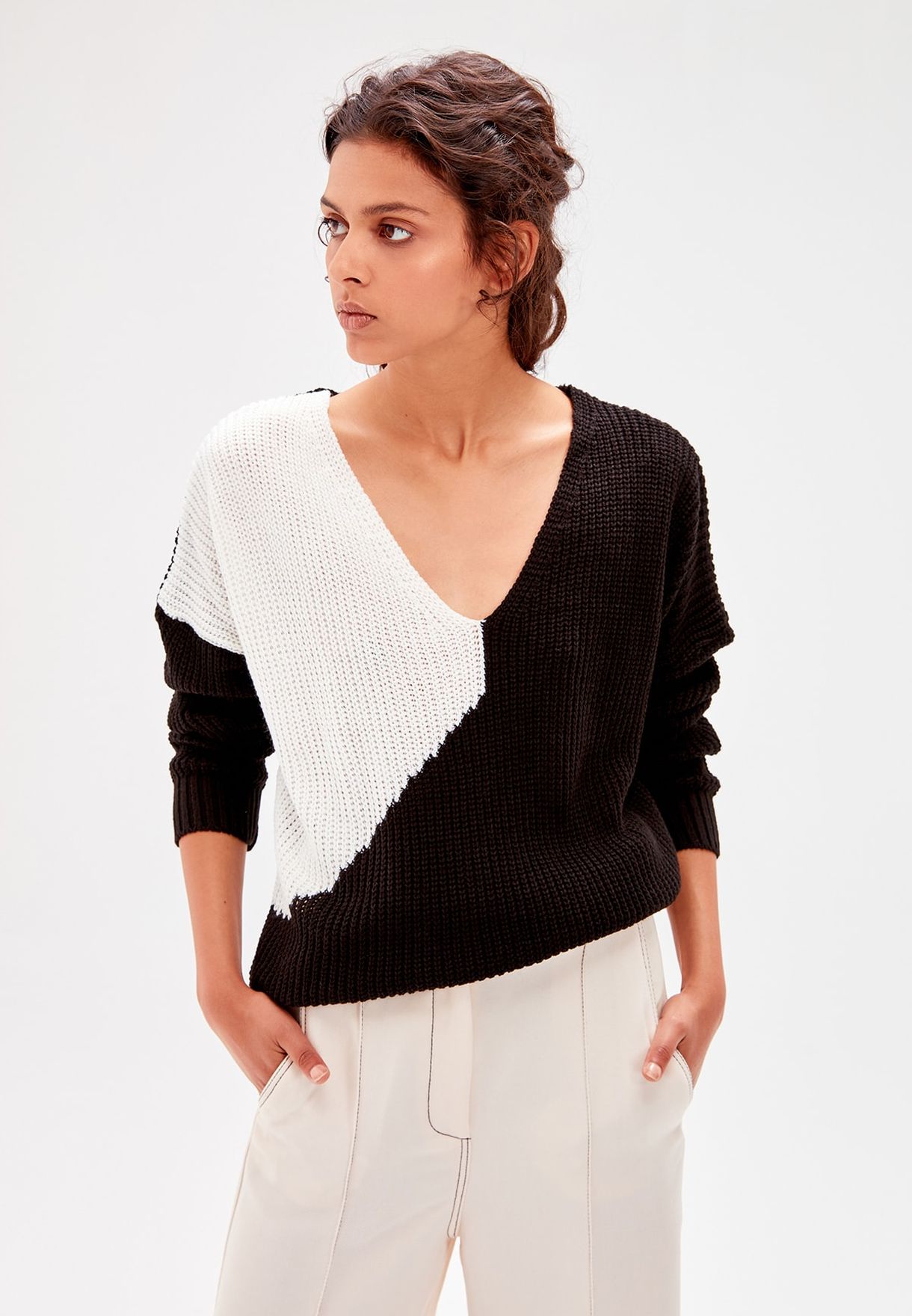 black and white color block sweater